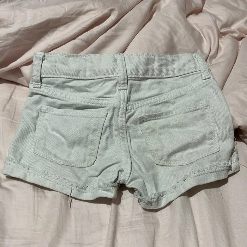 Old Navy 6 White Shorts adjustable waist line cuffs cotton
